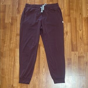 Vuori performance joggers